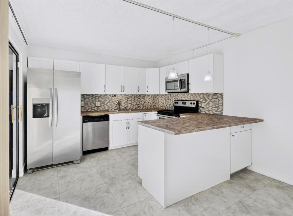 3003 San Clara Drive 3-C, Delray Beach, Florida 33445, USA