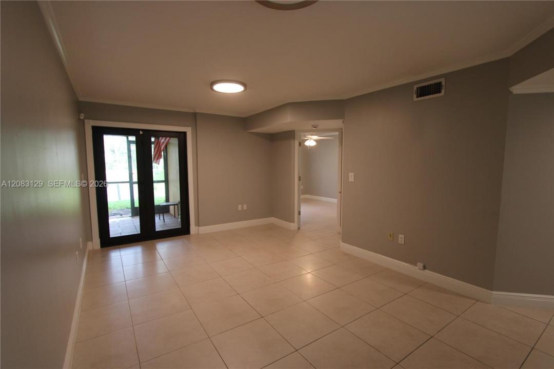 15495 N Miami Lakeway N 104-4, Miami Lakes, Florida 33014, Estados Unidos