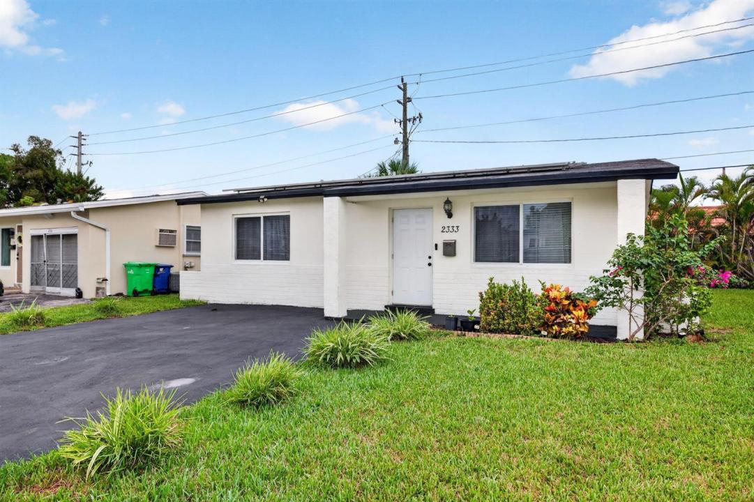 2333 NW 82ND NW Way, Sunrise, Florida 33322, USA