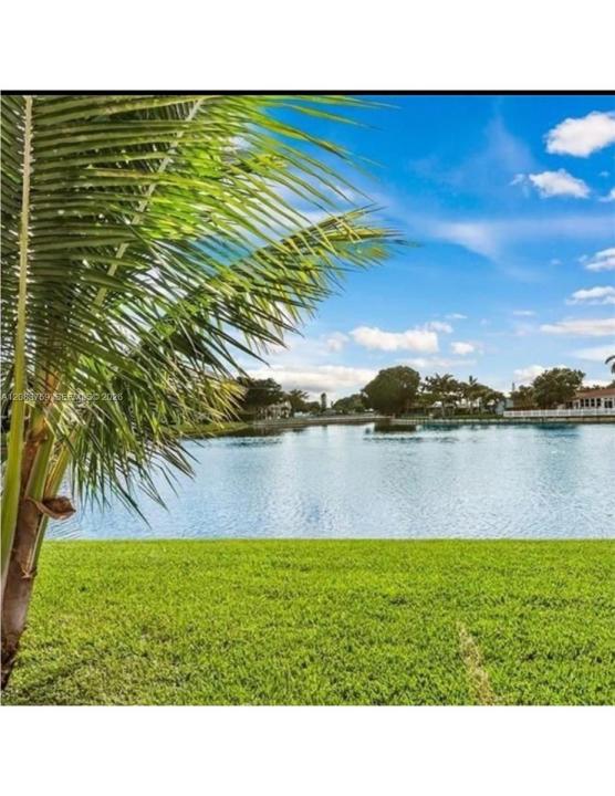 9652 W Mcnab Rd 104, Tamarac, Florida 33321, USA