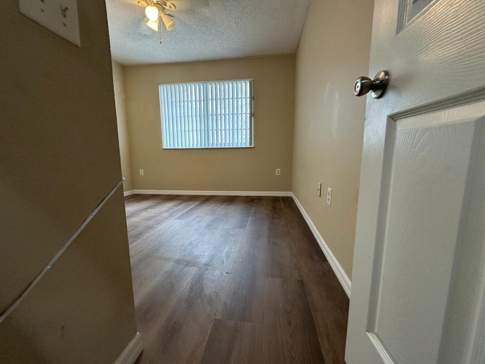 4179 N HAVERHILL Road 609, West Palm Beach, Florida 33417, USA