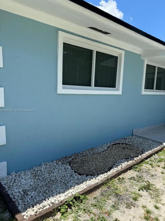 1220 NW 102nd St 1220, Miami, Floride 33147, États-Unis