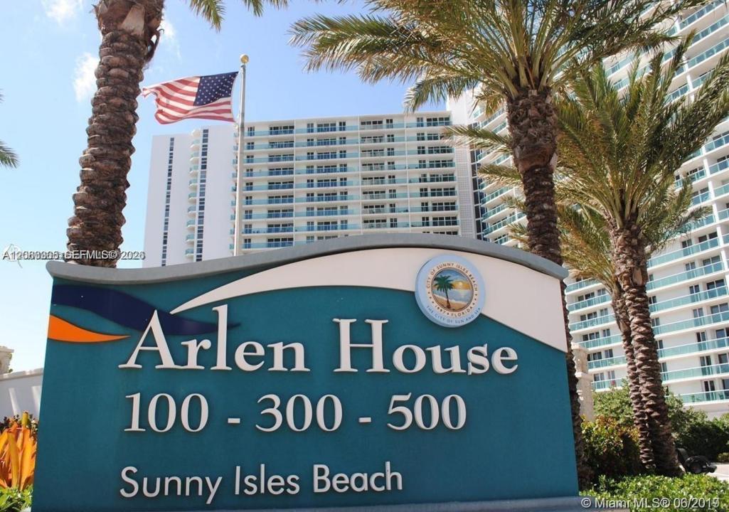 100 Bayview Dr PH-21, Sunny Isles Beach, Floryda 33160, USA