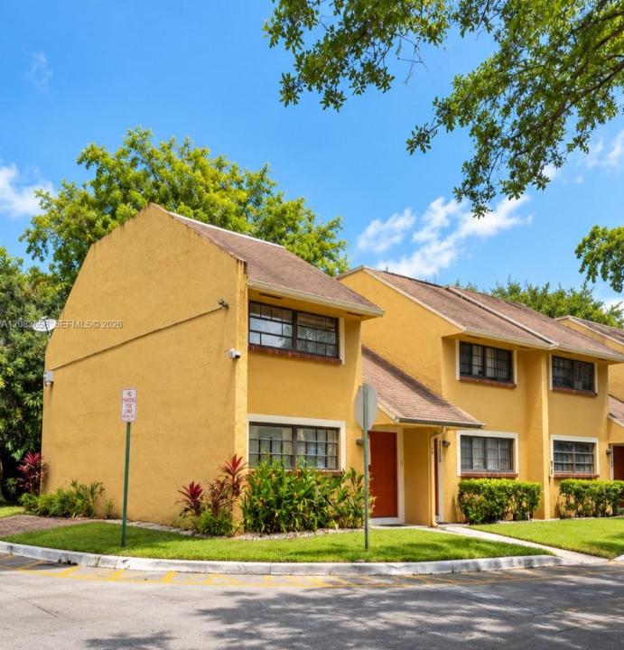 3158 N Pine Island Rd 907, Sunrise, Florida 33351, Stati Uniti