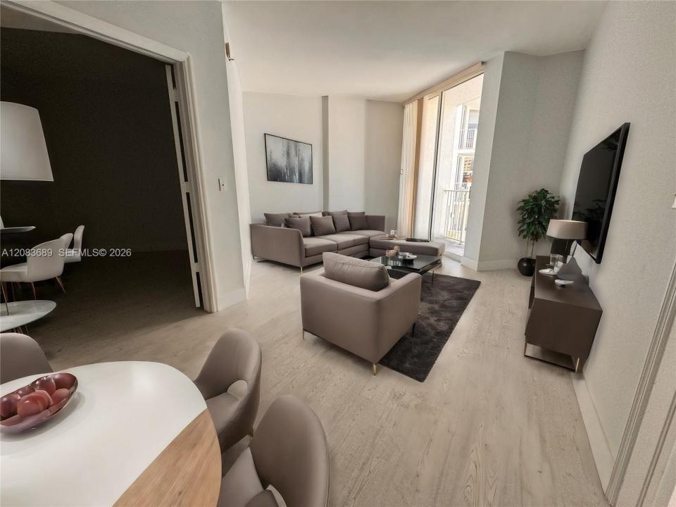 2030 S Douglas Rd 521, Coral Gables, Florida 33134, USA