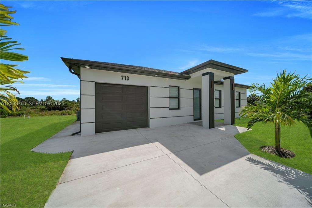 711 Roma Ave, Lehigh Acres, Florida 33974, Stati Uniti