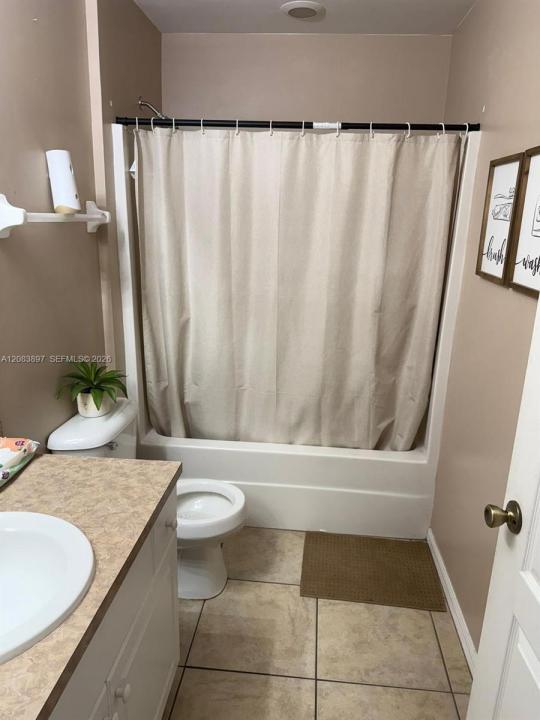 1105 EL DORADO BLVD N, Cape Coral, Floride 33993, États-Unis