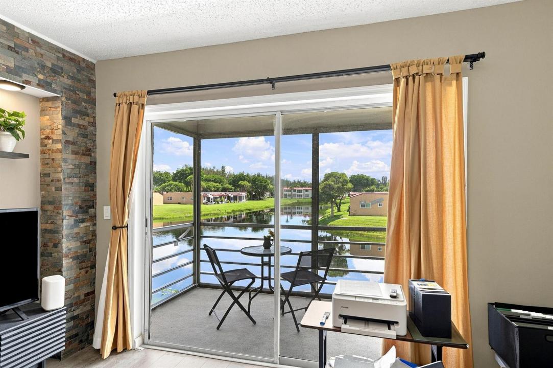 198 Lake Frances Drive, West Palm Beach, Floride 33411, États-Unis