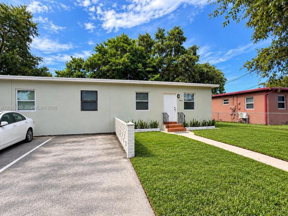 2027 NW 91st St 2025, Miami, Florida 33147, Stati Uniti