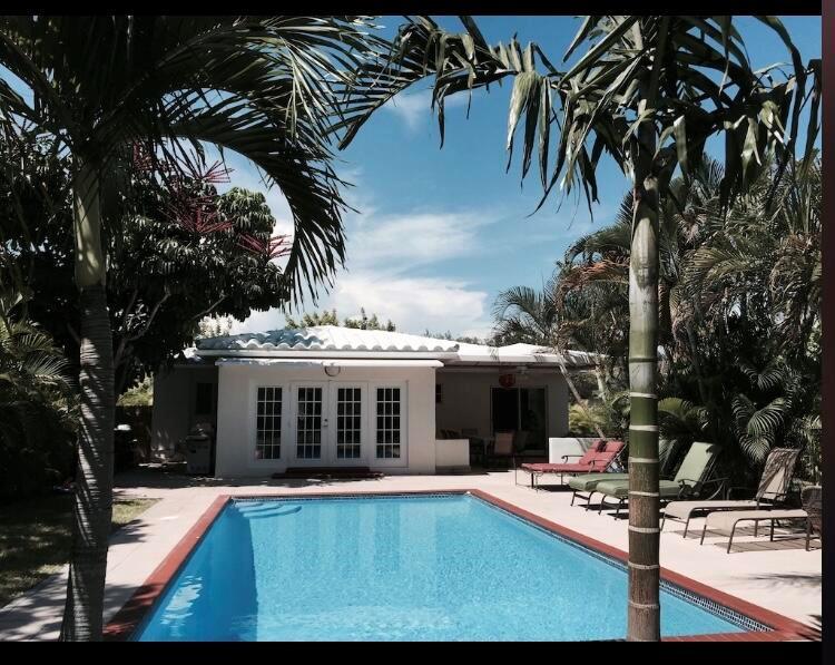2418 VAN BUREN Street, Hollywood, Floride 33020, États-Unis