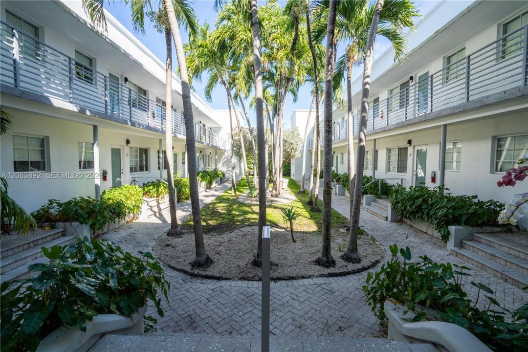331 85th St 10, Miami Beach, Florida 33141, Amerika Birleşik Devletleri