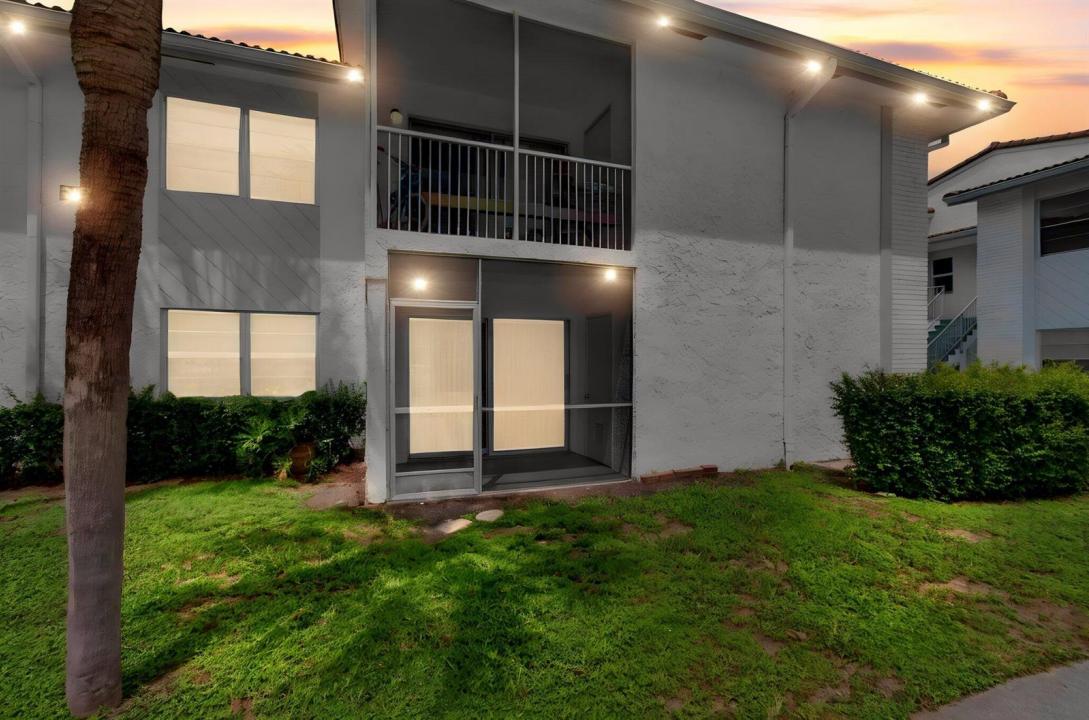 2720 Forest Hills Boulevard 102, Coral Springs, Floride 33065, États-Unis