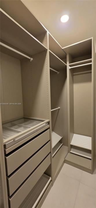 1400 Biscayne Blvd 2104, Miami, Florida 33132, Stati Uniti