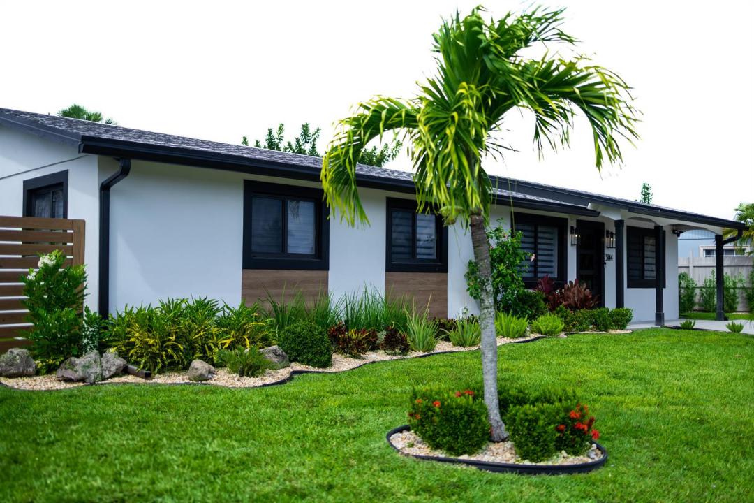 3144 CAPRI Road, Florida 33410, USA
