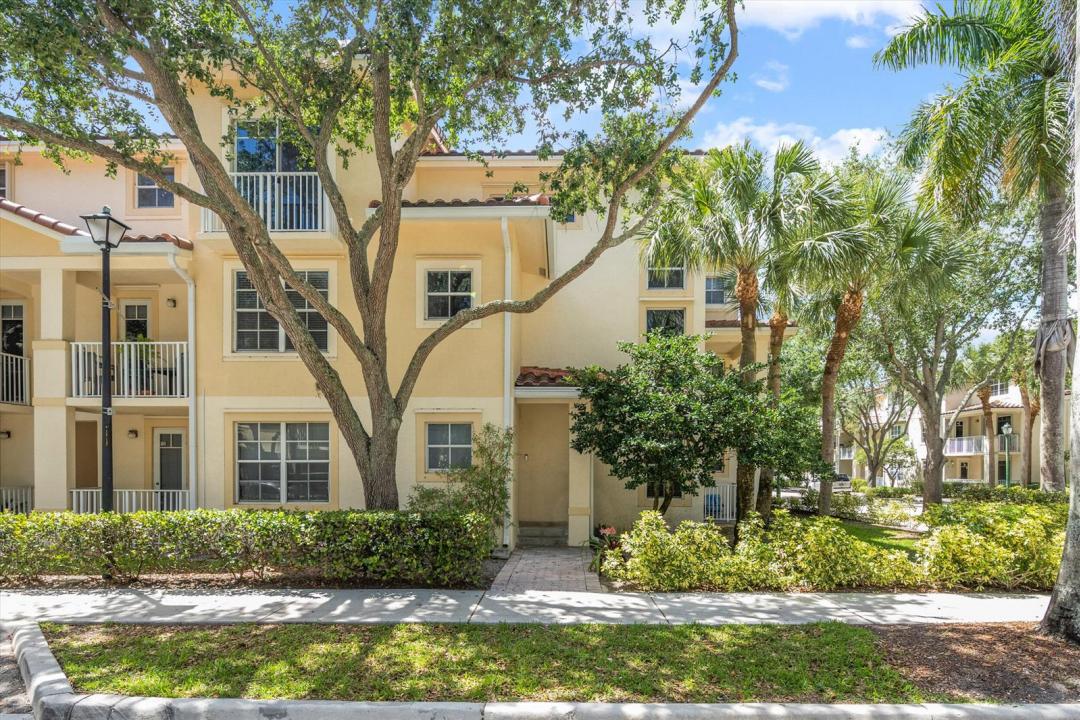 4822 Chancellor Drive 23, Jupiter, Florida 33458, USA