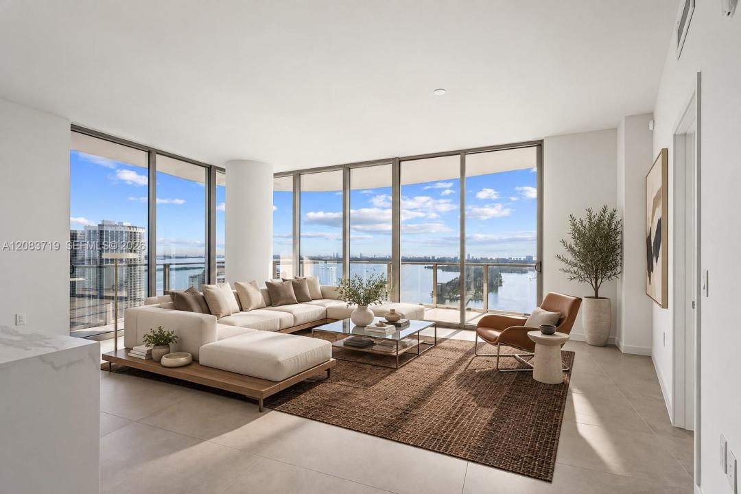 1400 biscayne blvd 4106, Miami, Floride 33132, États-Unis