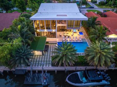 521 Holiday Dr, Hallandale Beach, Florida 33009