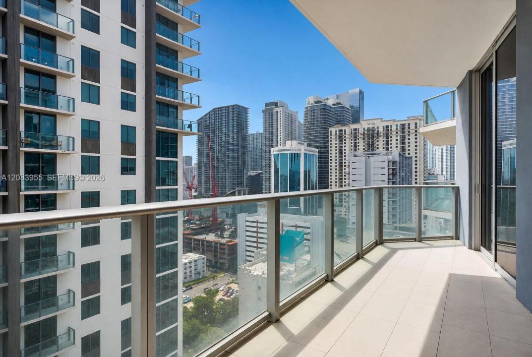 1010 SW 2nd Ave 2005, Miami, Floride 33130, États-Unis