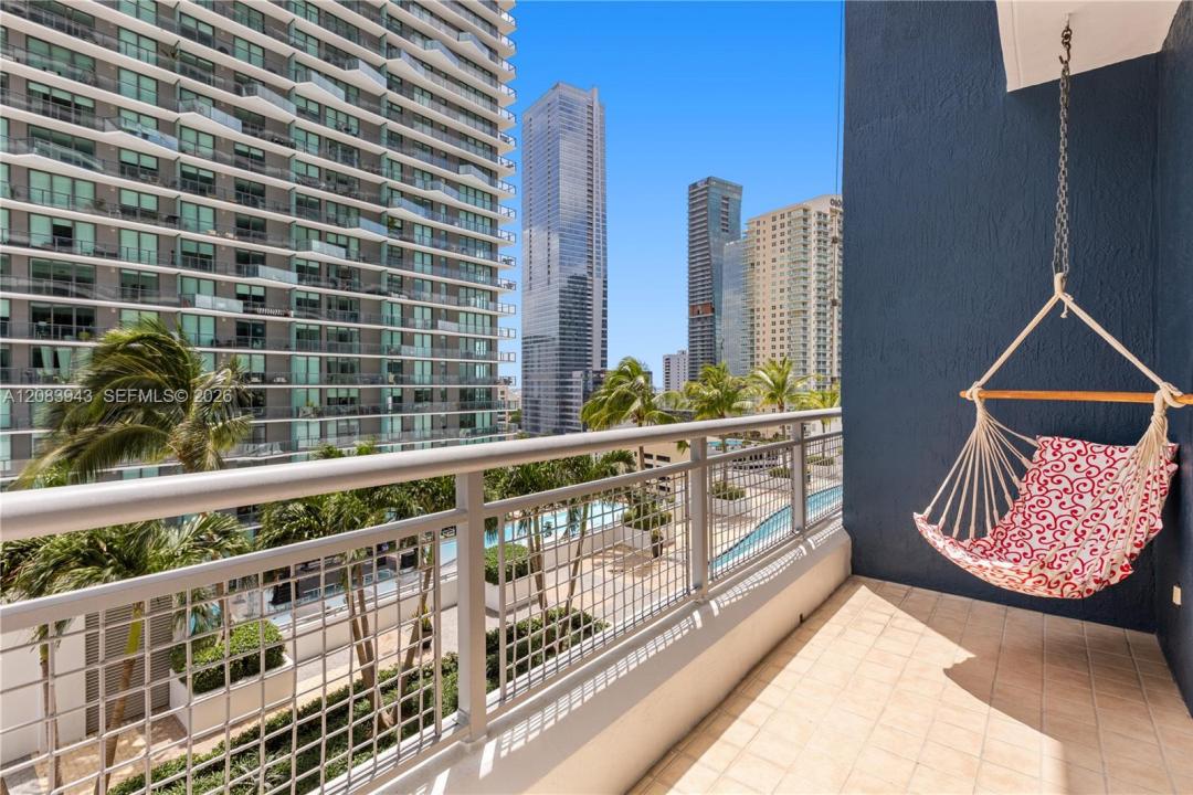 60 SW 13th St 1422, Miami, Floride 33130, États-Unis