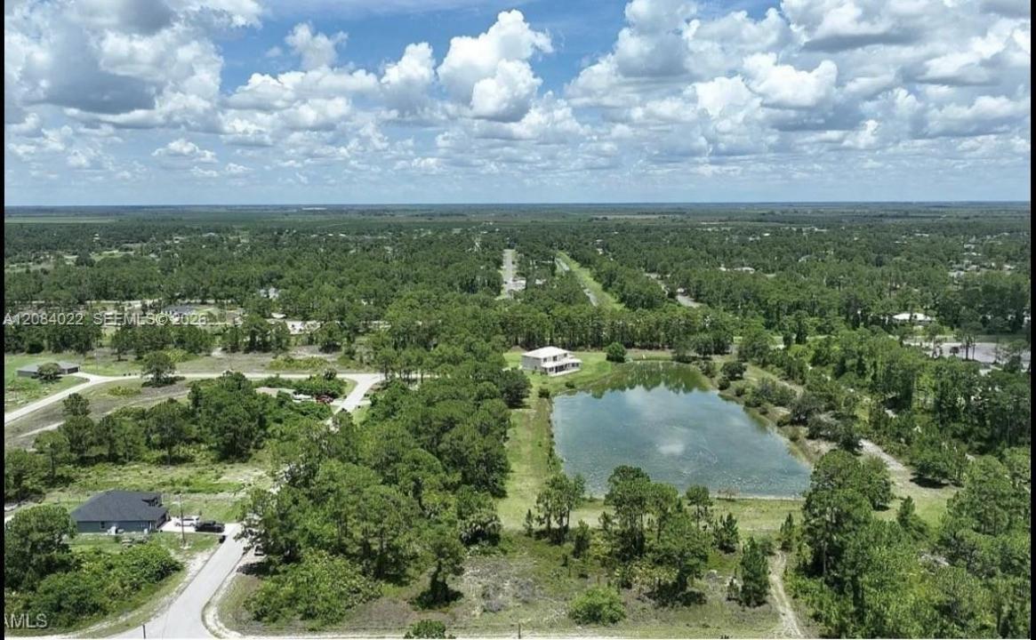733 AZURE AVE, Florida 33974, USA