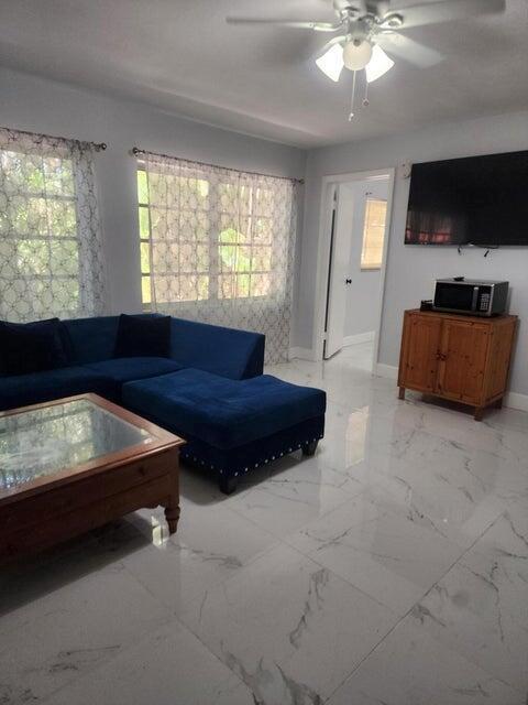 33xx SW 16TH Street R, Fort Lauderdale, פלורידה 33312, ארצות הברית של אמריקה