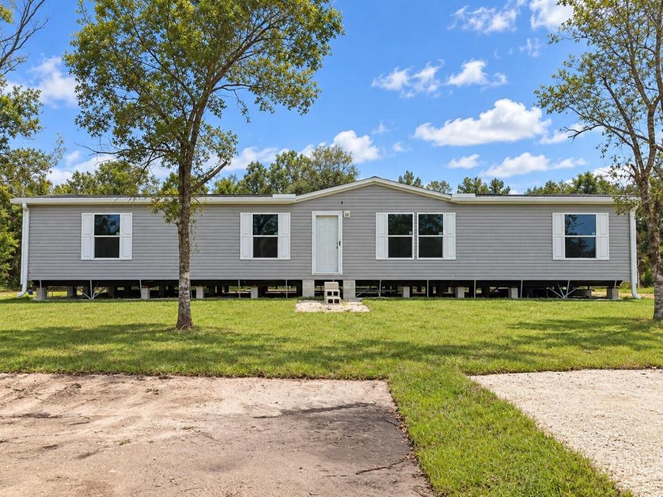 16854 NW 254TH Street, Okeechobee, Florida 34972, USA