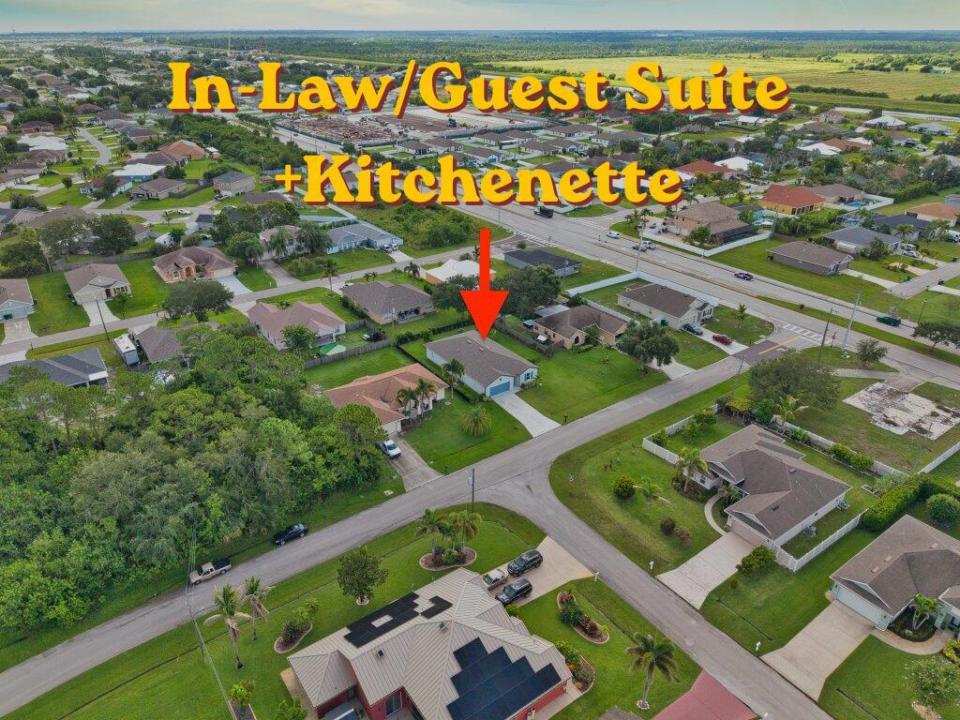 226 SW MILBURN Circle, Port St. Lucie, Floride 34953, États-Unis