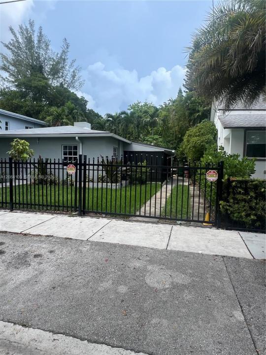 445-47 NE 69th St 447, Miami, Floride 33138, États-Unis