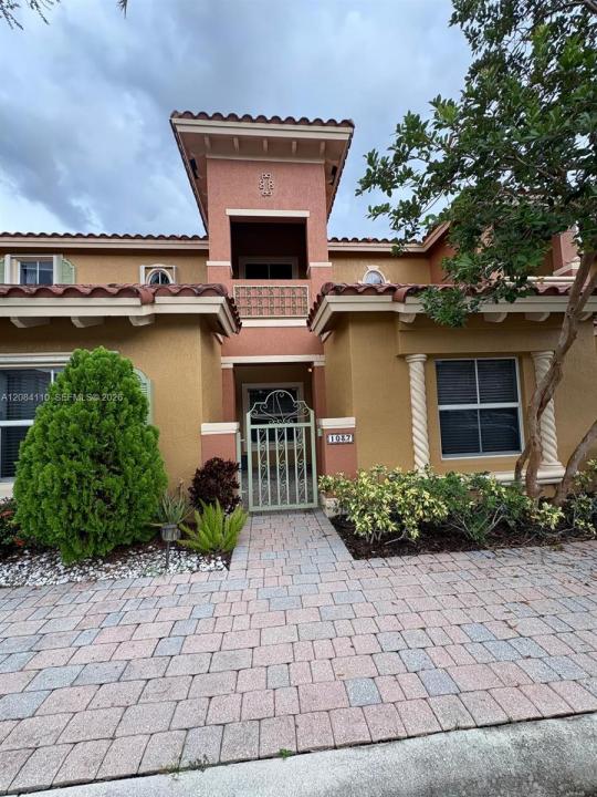 1037 SW 143rd Ave 1305, Pembroke Pines, Florida 33027, Stati Uniti