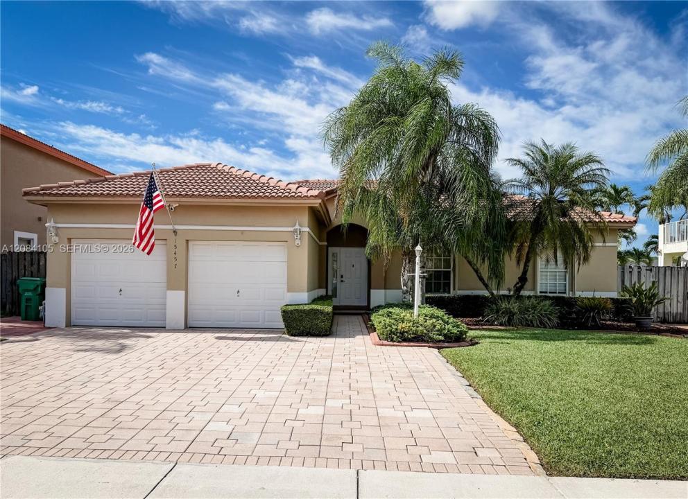 15457 SW 150th St 15457, Miami, Florida 33196, USA