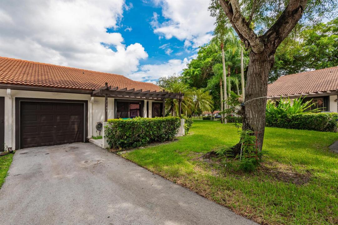7143 WISTERIA Way, Tamarac, Floride 33321, États-Unis