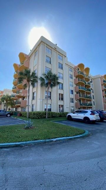 9360 Fontainebleau Blvd 611, Miami, Floride 33172, États-Unis