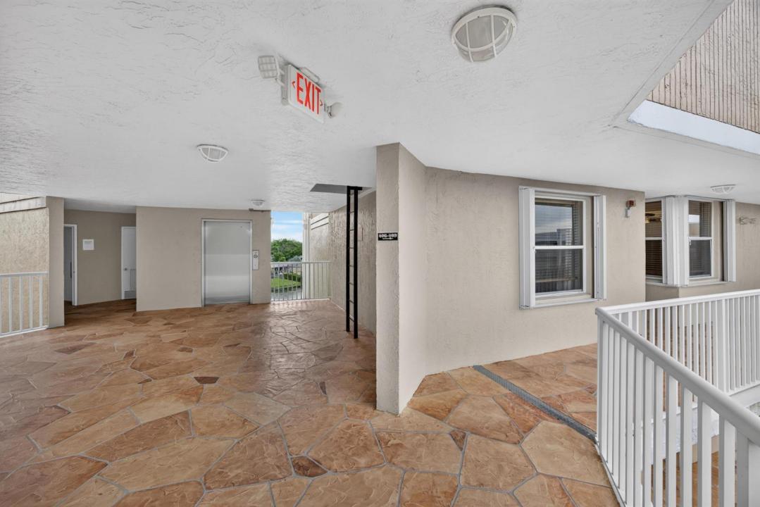 10346 NW 24TH Place 406, Sunrise, Floride 33322, États-Unis
