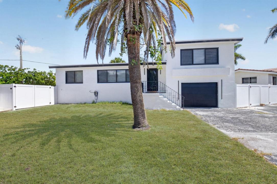 401 NE 15TH Terrace, Boca Raton, Florida 33432, USA