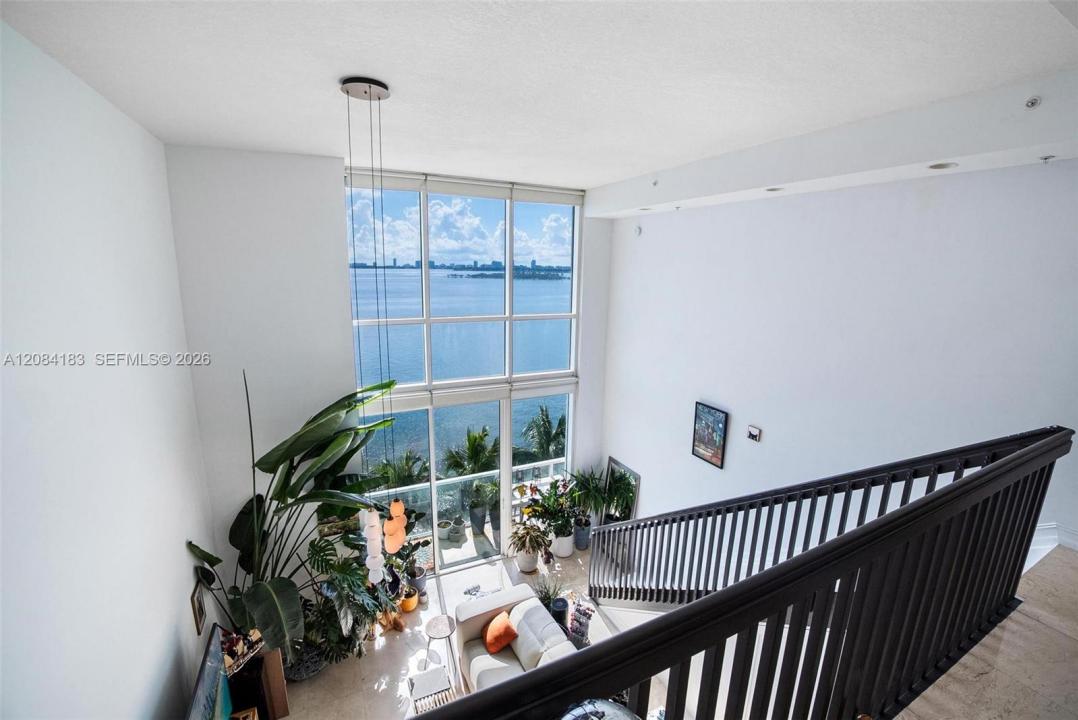 665 NE 25th St 403, Miami, فلوريدا 33137, الولايات المتحدة