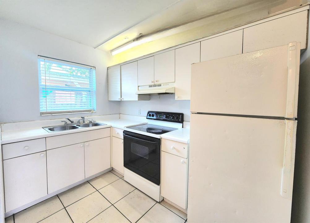 215 SW 1ST Court 1-2, Pompano Beach, Floride 33060, États-Unis
