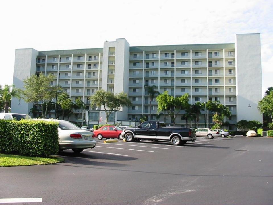 2232 N CYPRESS BEND Drive 307, Pompano Beach, Floride 33069, États-Unis