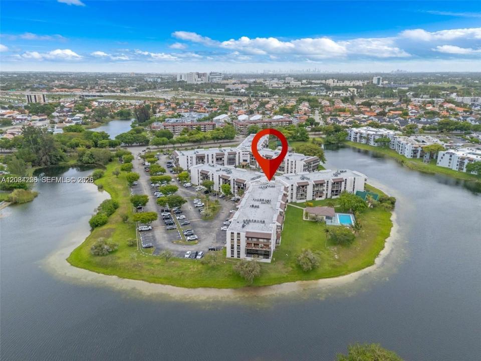 1350 SW 122nd Ave 317, Miami, Floride 33184, États-Unis