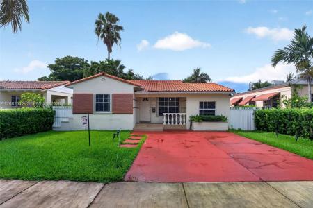 1590 NE 110th St, Miami, Florida 33161, USA