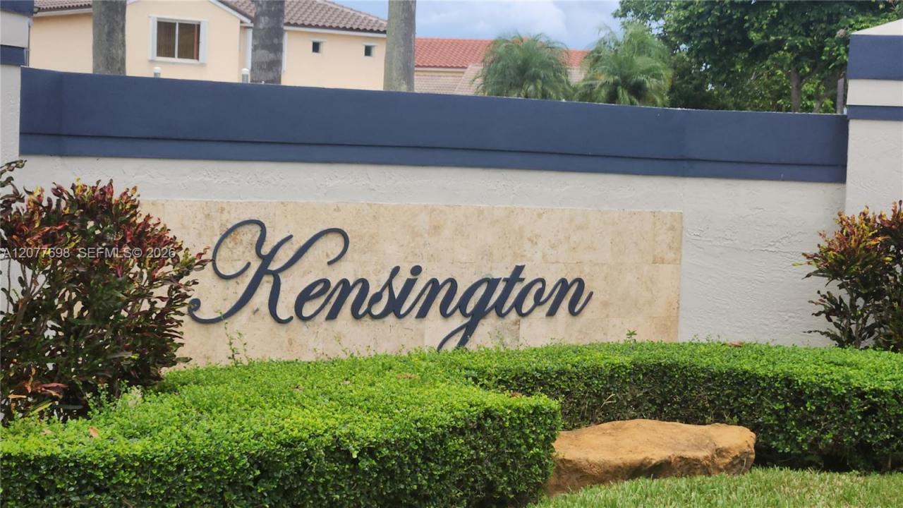 1055 NW 187th Ave, Pembroke Pines, Floryda 33029, USA