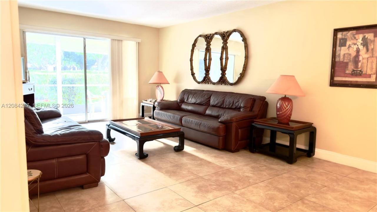 2402 Antigua Cir G1, Coconut Creek, Florida 33066, USA