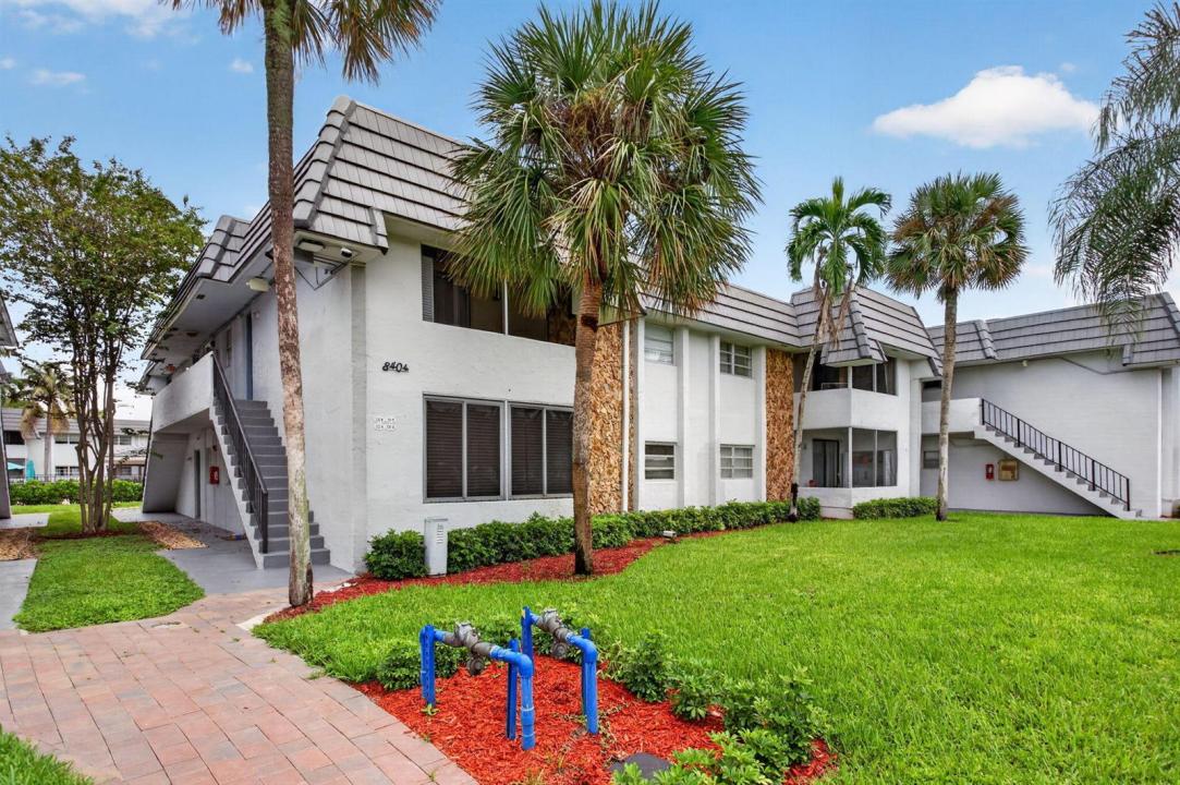 8404 W SAMPLE Road 230, Coral Springs, Florida 33065, Stati Uniti