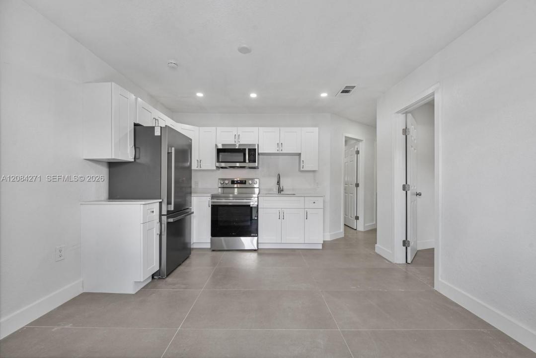 1849 NW 16th St B, Miami, Floride 33125, États-Unis