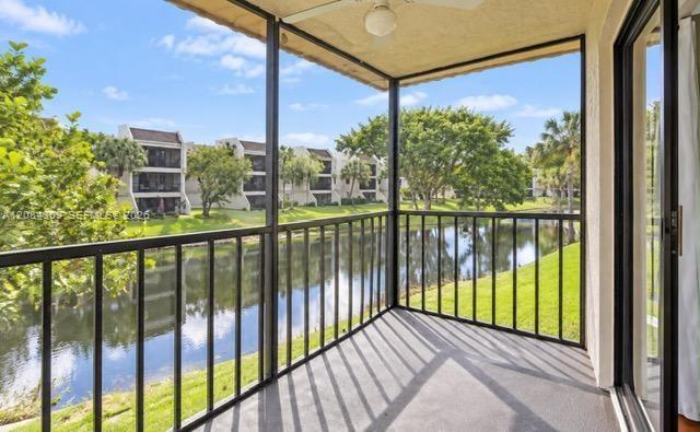 182 Lakeview Dr 204, Weston, Floride 33326, États-Unis