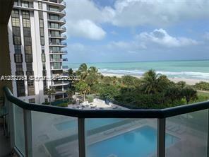 8855 Collins Ave 5B, Surfside, Floryda 33154, USA