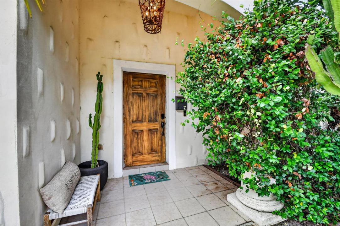 4311 GARDEN Avenue, West Palm Beach, Florida 33405, USA