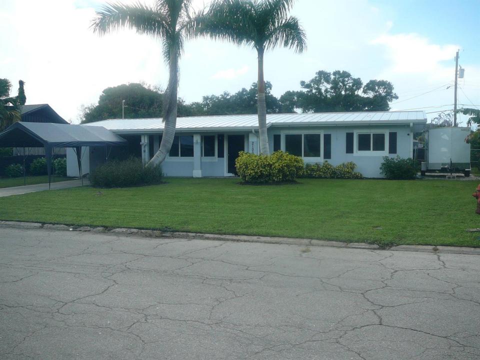 2100 W Esplanade, Fort Pierce, Florida 34982, Stati Uniti