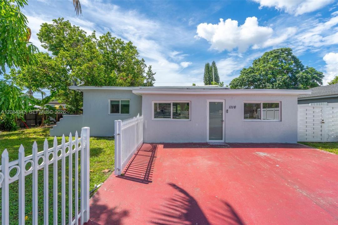 1116 Opa Locka Blvd, Miami, Florida 33168, Stati Uniti