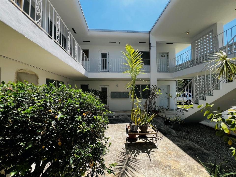 501 NE 82nd Ter 4, Miami, Floride 33138, États-Unis