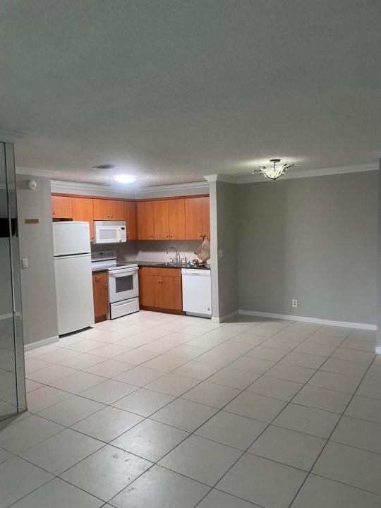 170 CYPRESS CLUB Drive 730, Pompano Beach, Floride 33060, États-Unis